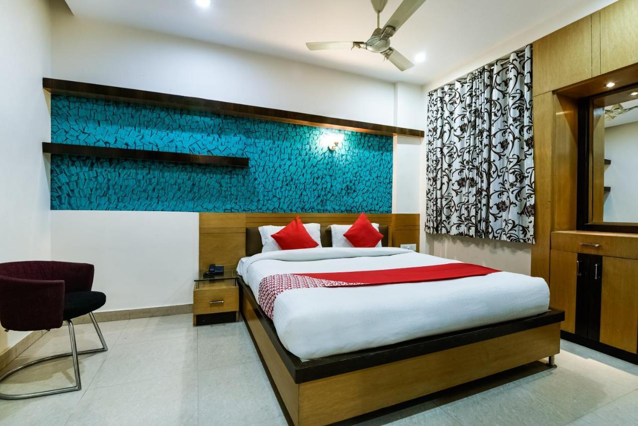 Oyo 30414 Hotel Us Residency Aurangabad  Exterior photo